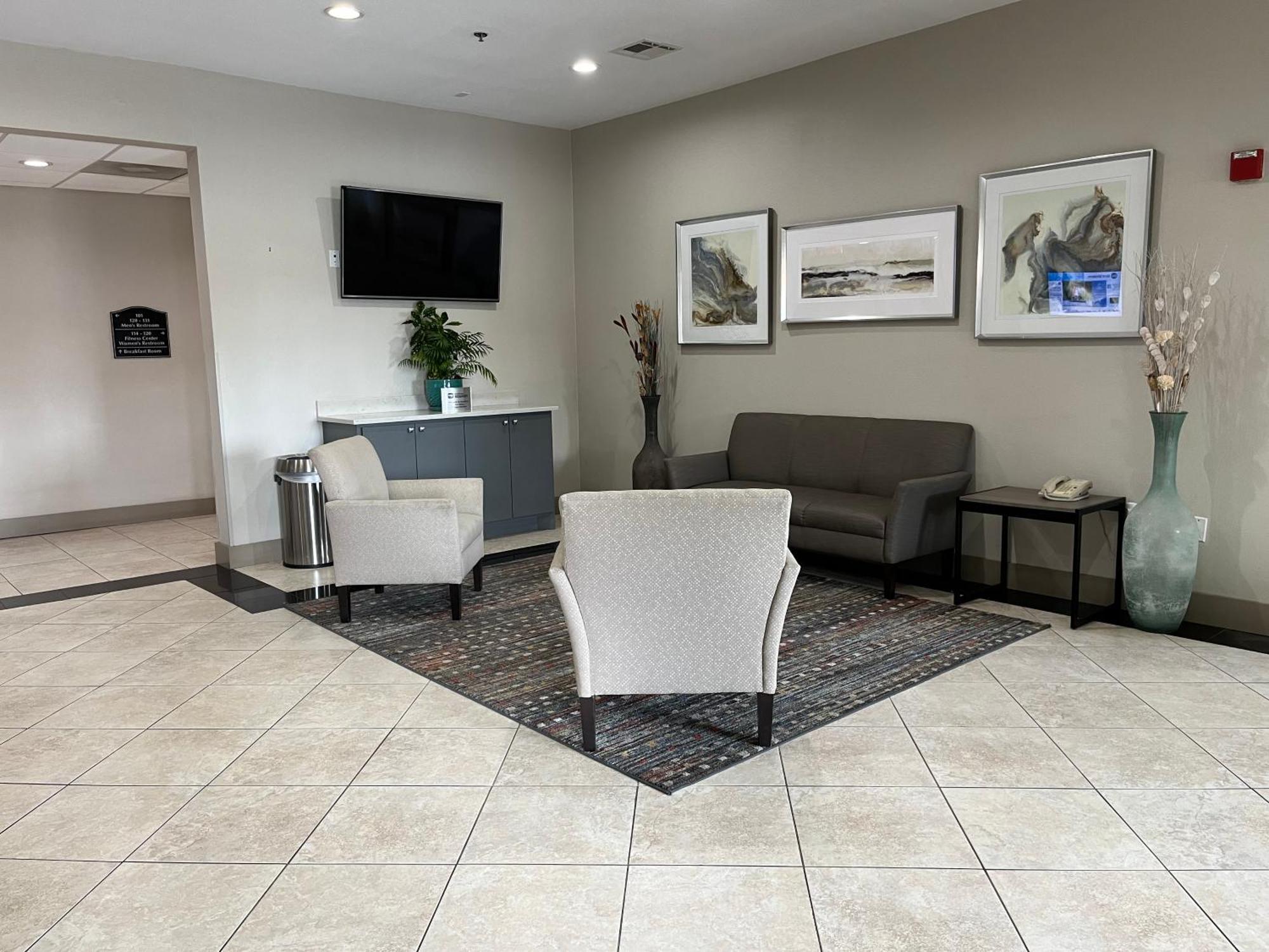 Best Western Inn & Suites Cleveland Ngoại thất bức ảnh
