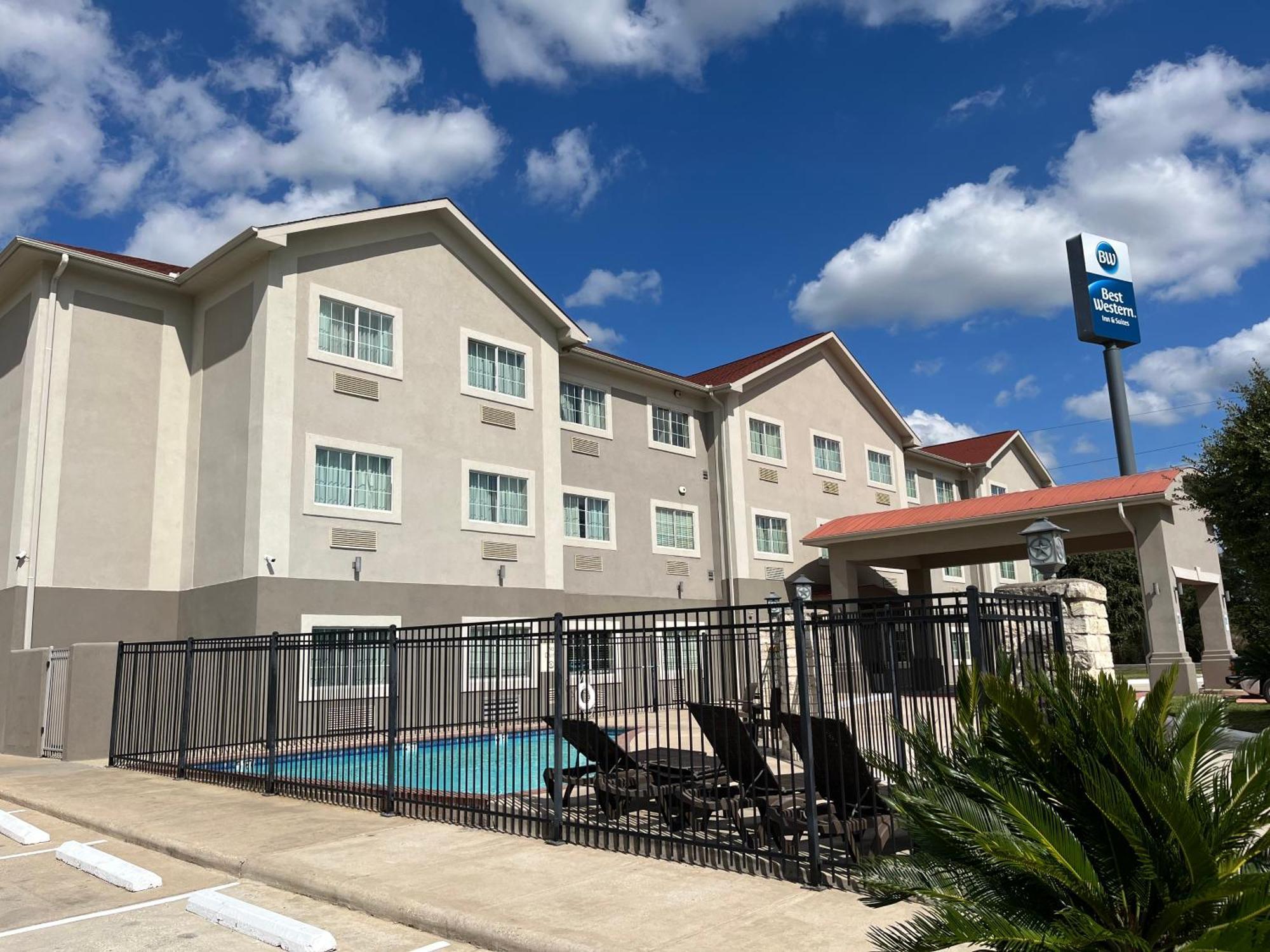 Best Western Inn & Suites Cleveland Ngoại thất bức ảnh